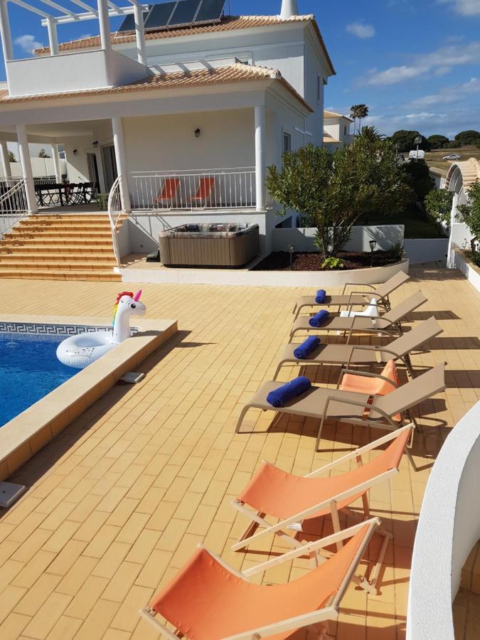 Sunset Villa By Laranjal Rentals Olhos de Agua  Exterior foto