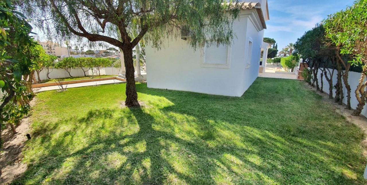Sunset Villa By Laranjal Rentals Olhos de Agua  Exterior foto